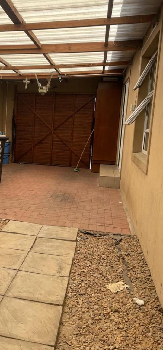 To Let 3 Bedroom Property for Rent in Hagley Western Cape